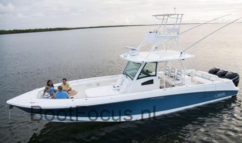 Boston Whaler Outrage 37 specificaties